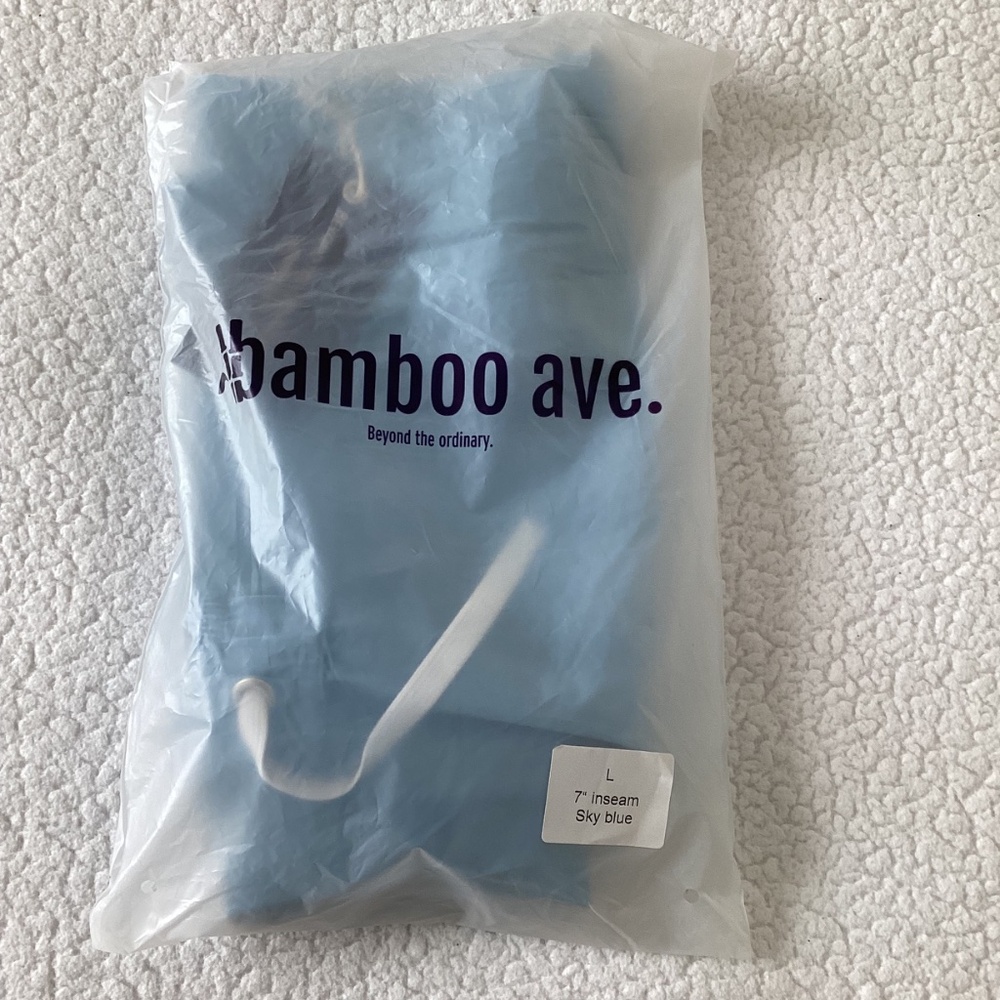Bamboo Avenue - Boundless Short - brand new - 7in inseam - Picture 11 of 11
